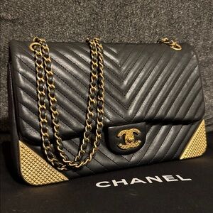 CHANEL Calfskin Shoulder Bag Chevron Quilted Rock The Corner Flack Black Medium